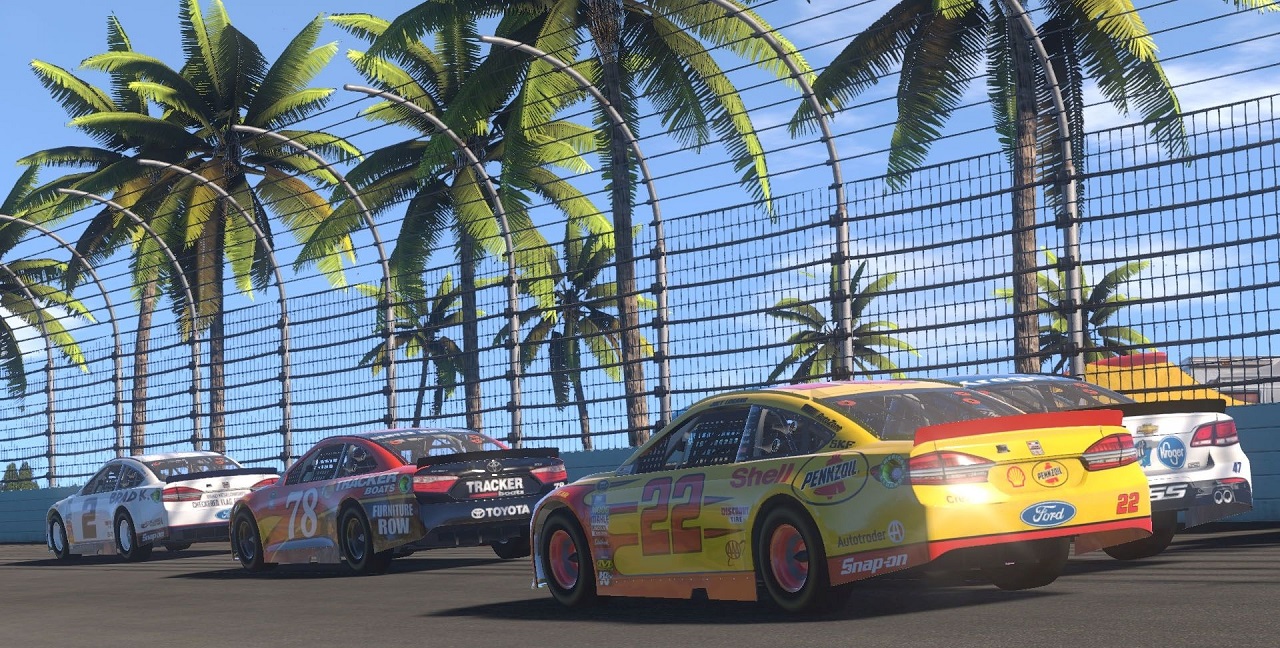 NASCAR Heat Evolution - скриншот 6